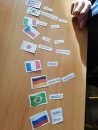 Světový den pozdravů i ve školní družině